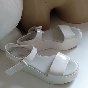 Melissa Shoes White MAR Platform Shoes Sz 6